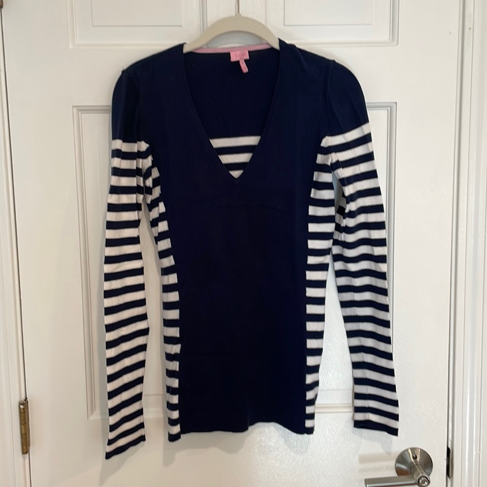 Lilly Pulitzer navy and white sweater